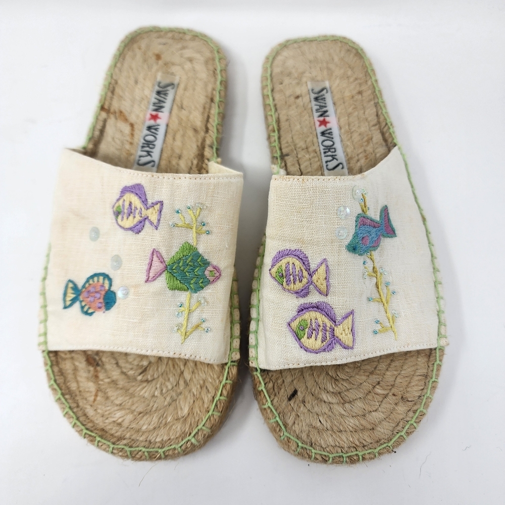 Swan Works Sandals Embroidered Fish Slide‎ Womens 5